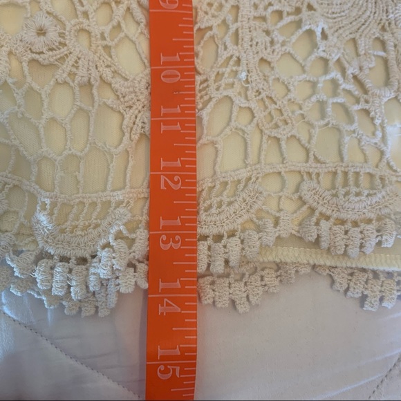 Crochet cream boho shorts size L with cream lining elastic waist hippie Shorts - Picture 10 of 11